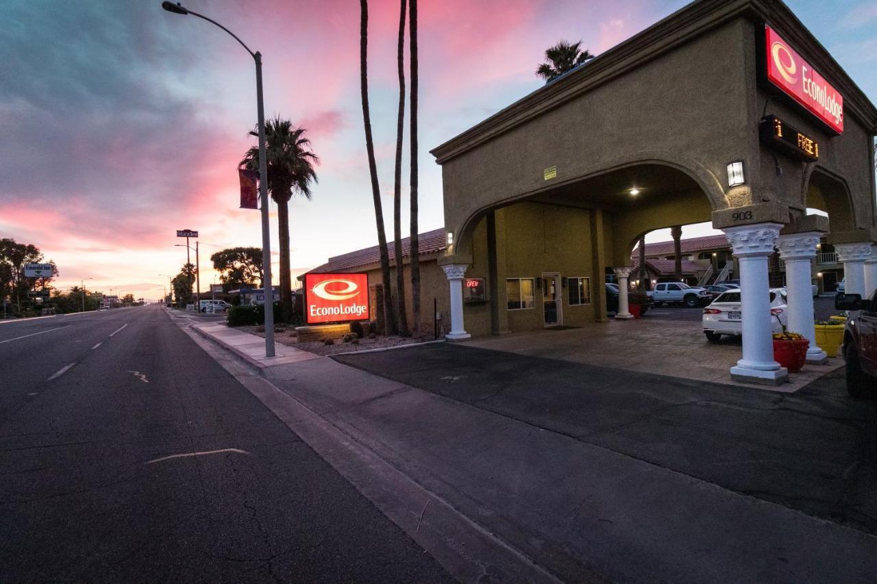 Econo Lodge Blythe Buitenkant foto