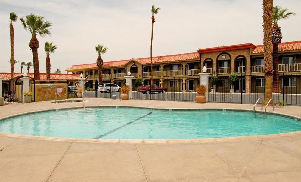 Econo Lodge Blythe Buitenkant foto