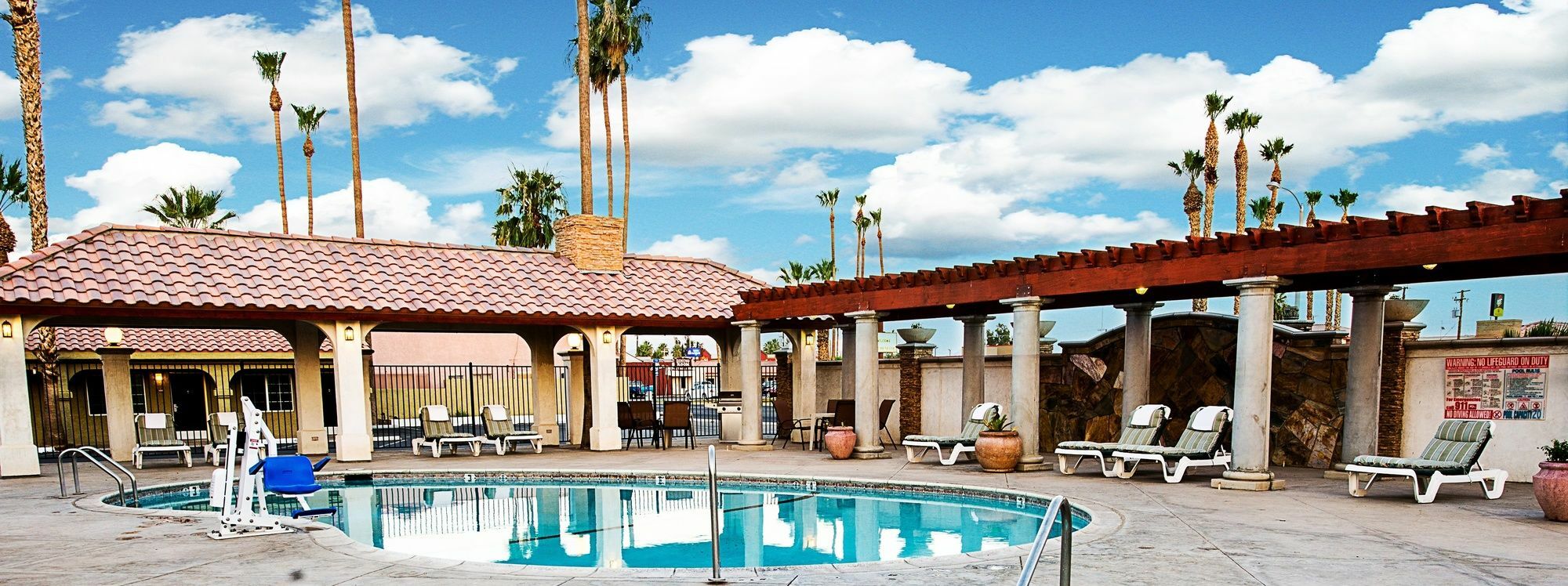 Econo Lodge Blythe Buitenkant foto